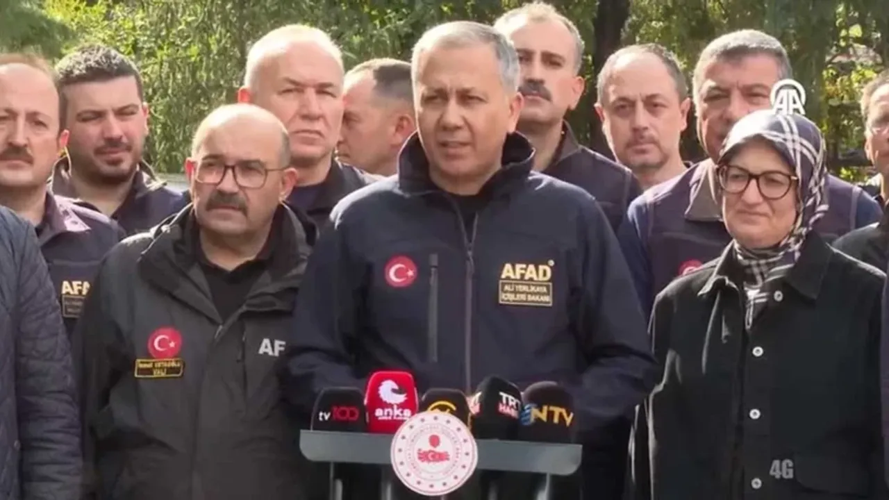 Bakan Yerlikaya, 6.1'lik depremin bilançosunu açıkladı