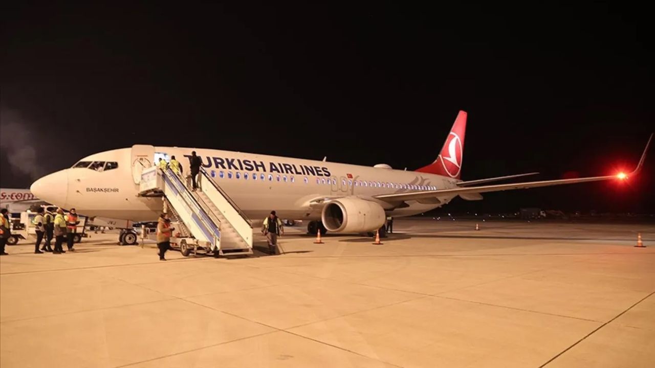 THY uçağında yolcunun 'Bomba' şakası paniğe neden oldu