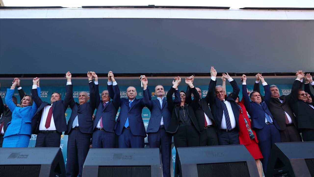 Cumhurbaşkanı Erdoğan: Muhalefetin Bize Örnek Gösterdiği Ülkelerde 4 Gündür KAAN Konuşuluyor