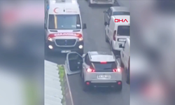 Otomobilin Ambulansa Yol Vermediği Anlar Kamerada