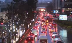 İstanbul Kıpkırmızı! Trafik Yoğunluğu Yüzde 89