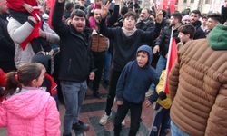 Kilis’te Suriyeliler Kutlama Yaptı