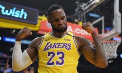 LeBron James, Emeklilik Hakkındaki Sorulara Yanıt Verdi: "Henüz Bir Karar Vermedim"