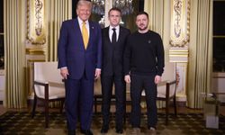 Macron, Zelenskiy ve Trump, Paris'te Bir Araya Geldi