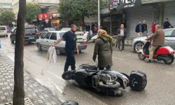 Sürekli Arıza Yapan Motosikletini Bayi Önünde Ateşe Verdi!