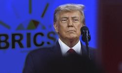 Trump'tan BRICS Ülkelerine Dolar Tehdidi!