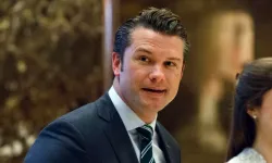 ABD'nin Yeni Savunma Bakanı Pete Hegseth Oldu