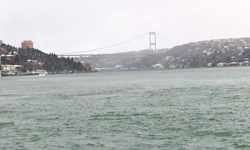 İstanbul Boğazı'nda Gemi Trafiği Askıya Alındı