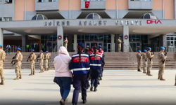 Edirne'de Yasa Dışı Yollarla Yurt Dışına Kaçmaya Çalışan 25 Şüpheli, Sınır Bölgesinde Yakalandı