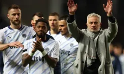 Fenerbahçe Avrupa Defterini Kapattı: Skandal Hakem Kararları, Mourinho’dan Hayal Kırıklığı Dolu Açıklama!