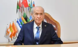 Bahçeli'den Anneler Günü Mesajı: Akan Yaşlar Kurumadıkça Rahat Olamayız