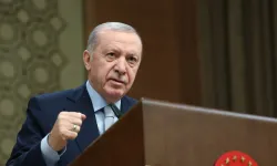 Erdoğan, Sokak Röportajlarını Hedef Aldı: "Mikrofonu Kapan, Millete Hakaret Etme Cüretini Kendinde Buluyor"