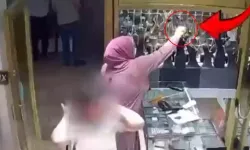 Bursa'da Müşteri Gibi Geldiği Kuyumcu Dükkanından Altın Bileklik Çaldı!