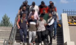 Batman'da Çocukların Müstehcen Görüntülerini Alıp Satan 11 Kişi Tutuklandı