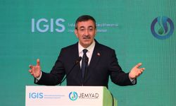 Cevdet Yılmaz: İklim Kanunu İle İlgili Tezviratlarla Kamuoyunun Kafası Karıştırılmaya Çalışılıyor