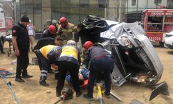 Otomobilin 20 Metreden Düştüğü Kaza Kamerada; 2 Yaralı