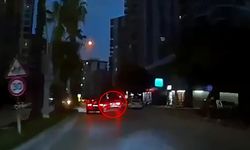 Ehliyetsiz Trafik Magandası Trafiği Birbirine Kattı! O Anlar Kamerada