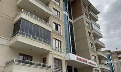 Konya'da Vahşet! Eşini Bıçakla Öldürüp, Başında Bekledi!