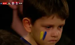Ağlayan Minik Fenerbahçe Taraftarı, Sosyal Medyada Fenerbahçelileri İsyan Ettirdi: “Aziz Yıldırım Olsaydı...”