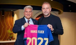 Barcelona'da Hansi Flick ile Devam! Sözleşme 2027'ye Uzatıldı