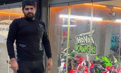 Fatih'te Taksiye Çarpan Motosiklet Sürücüsü Hayatını Kaybetti