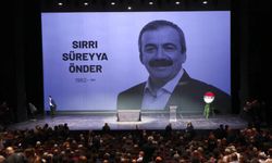 Sırrı Süreyya Önder AKM'de Son Yolculuğuna Uğurlanıyor