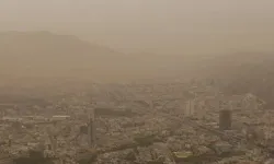 Irak'ta Kum Fırtınası: Çok Sayıda Ölü ve Yaralı Var!
