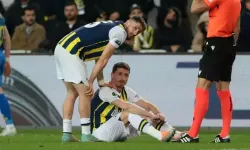 Fenerbahçe’de Mert Hakan Yandaş Ameliyat Oldu! Kulüpten Resmi Açıklama Geldi