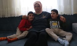 Ömrünü Serebral Palsili 2 Oğluna Adadı