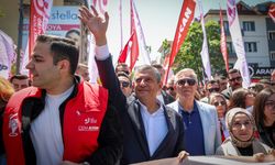 Özgür Özel: Demokrasi, Eşit Şartlarda Mücadele Olduğu Zaman İyidir