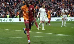 Victor Osimhen'den Tarihi Rekor! Galatasaray Farklı Kazandı