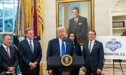 Trump ile Putin Görüşmesi Başladı
