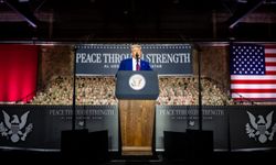 Trump, Yarın Putin ve Zelenskiy İle 'Ateşkes Sürecini' Görüşecek