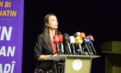 Tülay Hatimoğulları: Toplumun Tamamı Tarihi Bir Ana Tanıklık Ediyor