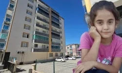 9 Yaşındaki Yasemin, Merdiven Boşluğunda Öldürülmüş Halde Bulundu