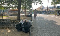 İzmir'de Grevin 6'ncı Günü: Konak İlçesinde Çöp Yığınları Oluştu!