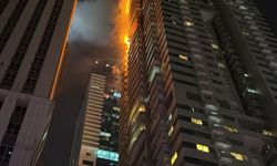 Dubai’de 67 Katlı Gökdelende Yangın Çıktı