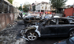 Ataşehir’de Sanayi Yangını: Çok Sayıda Araç Kül Oldu, Şüpheli Aranıyor