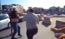 Trafikte Yol Verme Kavgası; Hamile Eşinin Yanında Saldırdı!