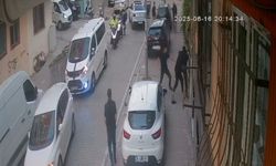 Esenyurt'ta Yol Verme Tartışmasını Ayırmaya Çalıştı; Göğsünden Bıçaklandı