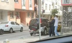 Sokak Ortasında Annesini Darbetti! Çevrede Bulunanlar İzlemekle Yetindi