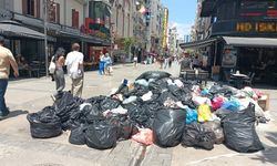 İzmir'de Grevin 4'üncü Gününde de Çöpler Toplanmadı
