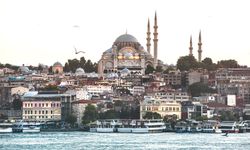 İstanbul'da Sıcaklık Yer Yer 39 Dereceye Çıkabilir