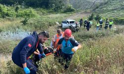 Otomobil, Bariyere Çarpıp Şarampole Devrildi; 4’ü Ağır, 8 Yaralı
