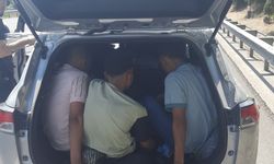 Otomobilden 9 Kaçak Göçmen Çıktı