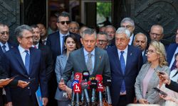 Özgür Özel: Asgari ücret ve Esnafla İlgili Çalışmalarımızı Meclis'e Taşıyacağız