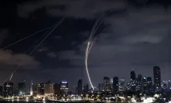 İran'dan Misilleme: "Tel Aviv’i Boşaltın" Uyarısı! Çatışmalar 4. Gününde Sürüyor