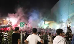 Vanspor 1. Lig’e Yükseldi! Van Halkı Sabaha Kadar Halaylarla Kutladı