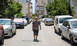Evlerinden Tahliye Edilen Dede İle 2 Torunu, Bütçelerine Uygun Konut Arıyor