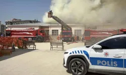 Gaziantep'te Meslek Lisesinde Yangın!